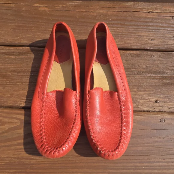 *Bundle Deal*- Rockport- Women's- Brown Suade Loafers- Red Leather Flats- 6M - Picture 2 of 11